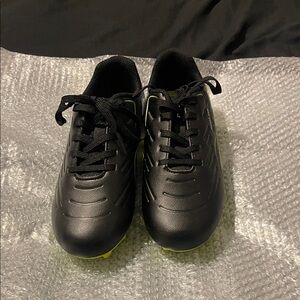 kids, soccer cleats